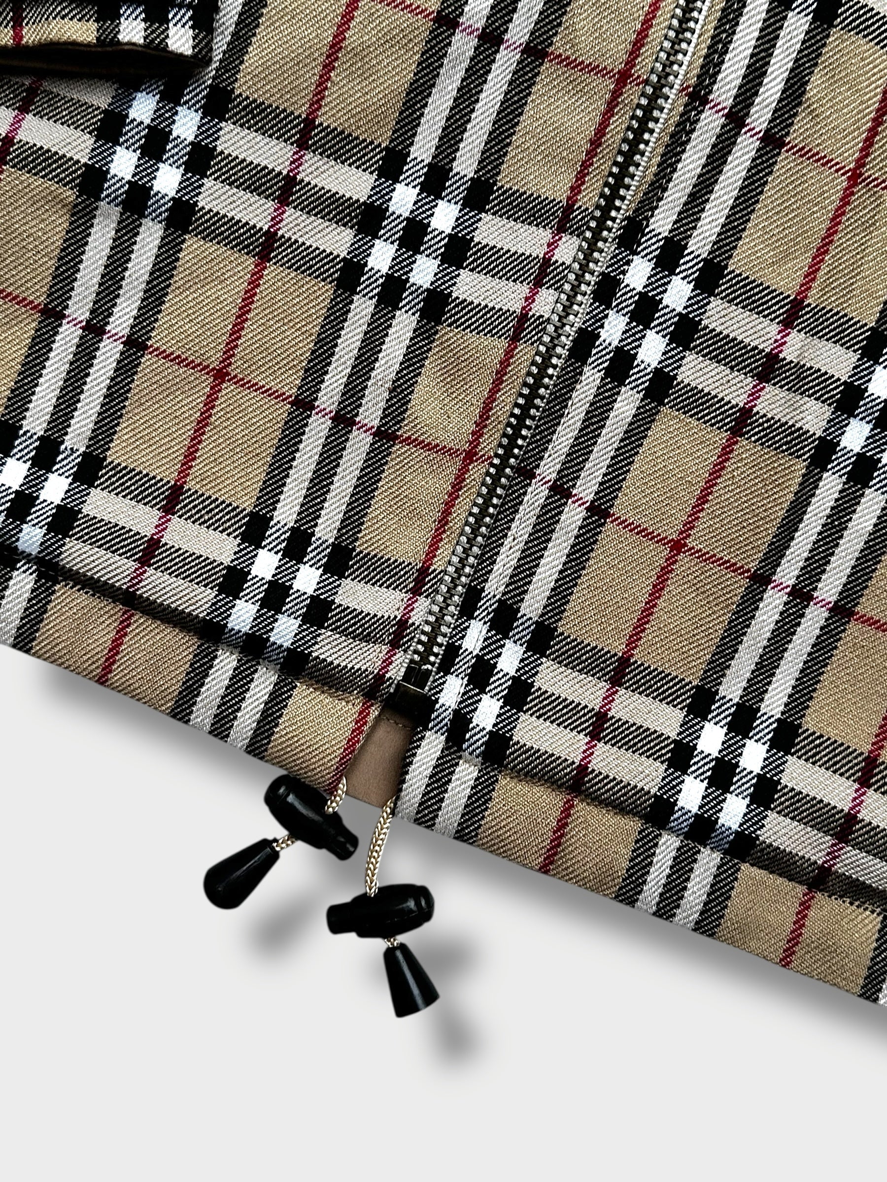 Vintage Burberry’s Reversible Jacket (L)