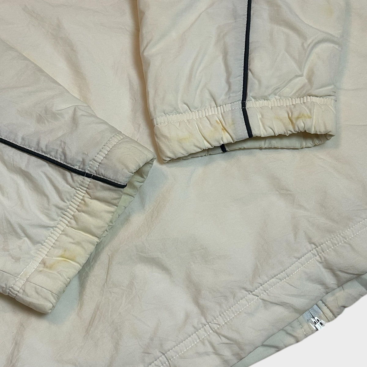 Nike Creme Wattierte Jacke (XL)