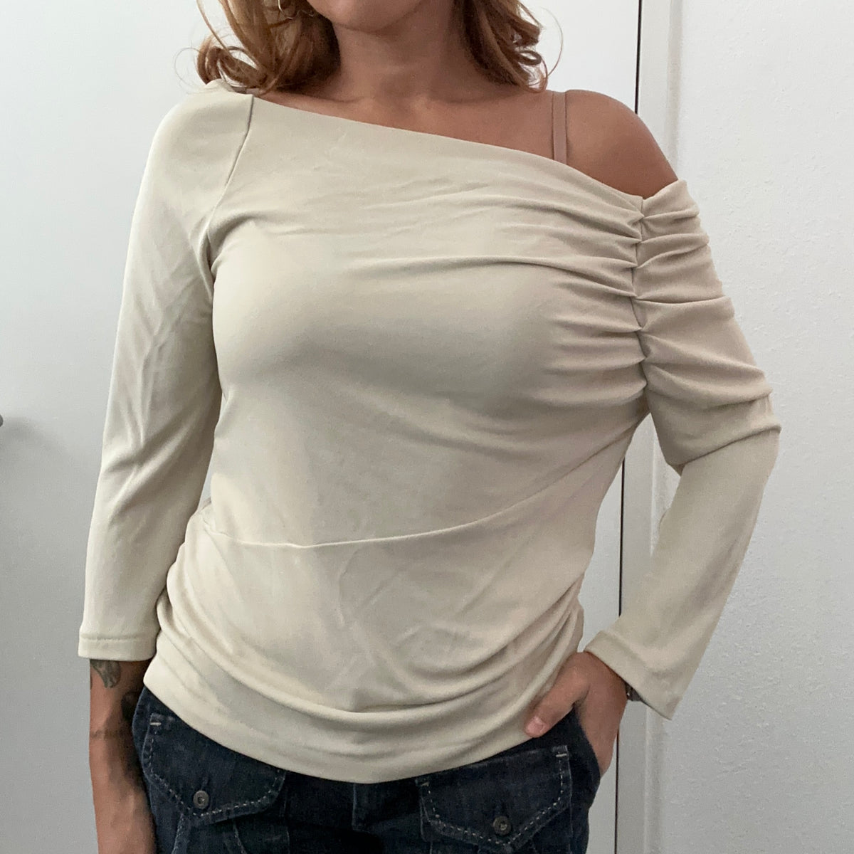 VINTAGE OVER THE SHOULDER TOP (L)