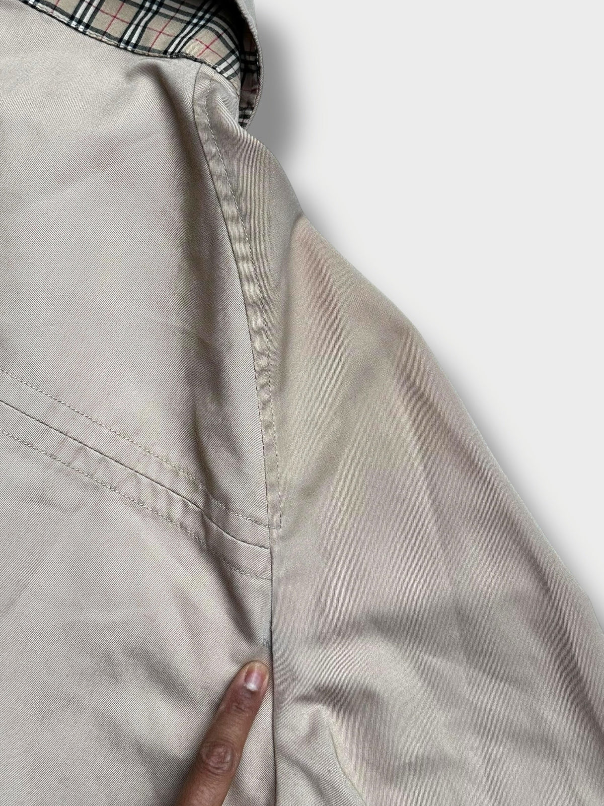 Vintage Burberry’s Harrington Jacket (L) – Beige 90s Classic