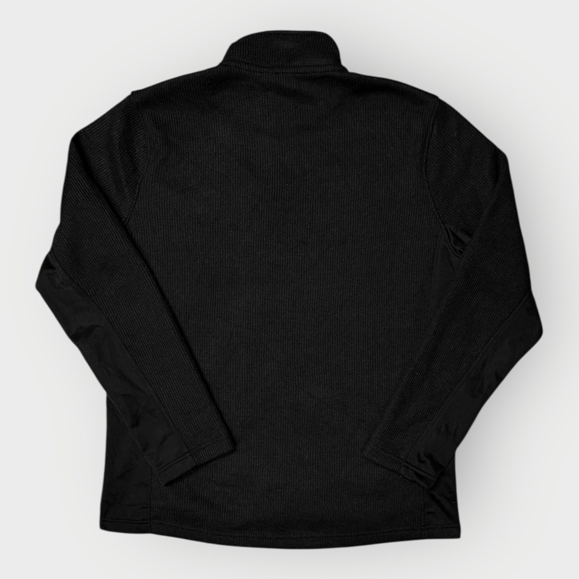 Rückseite Chaps Vintage Fleecejacke Schwarz – Retro Mode Zürich