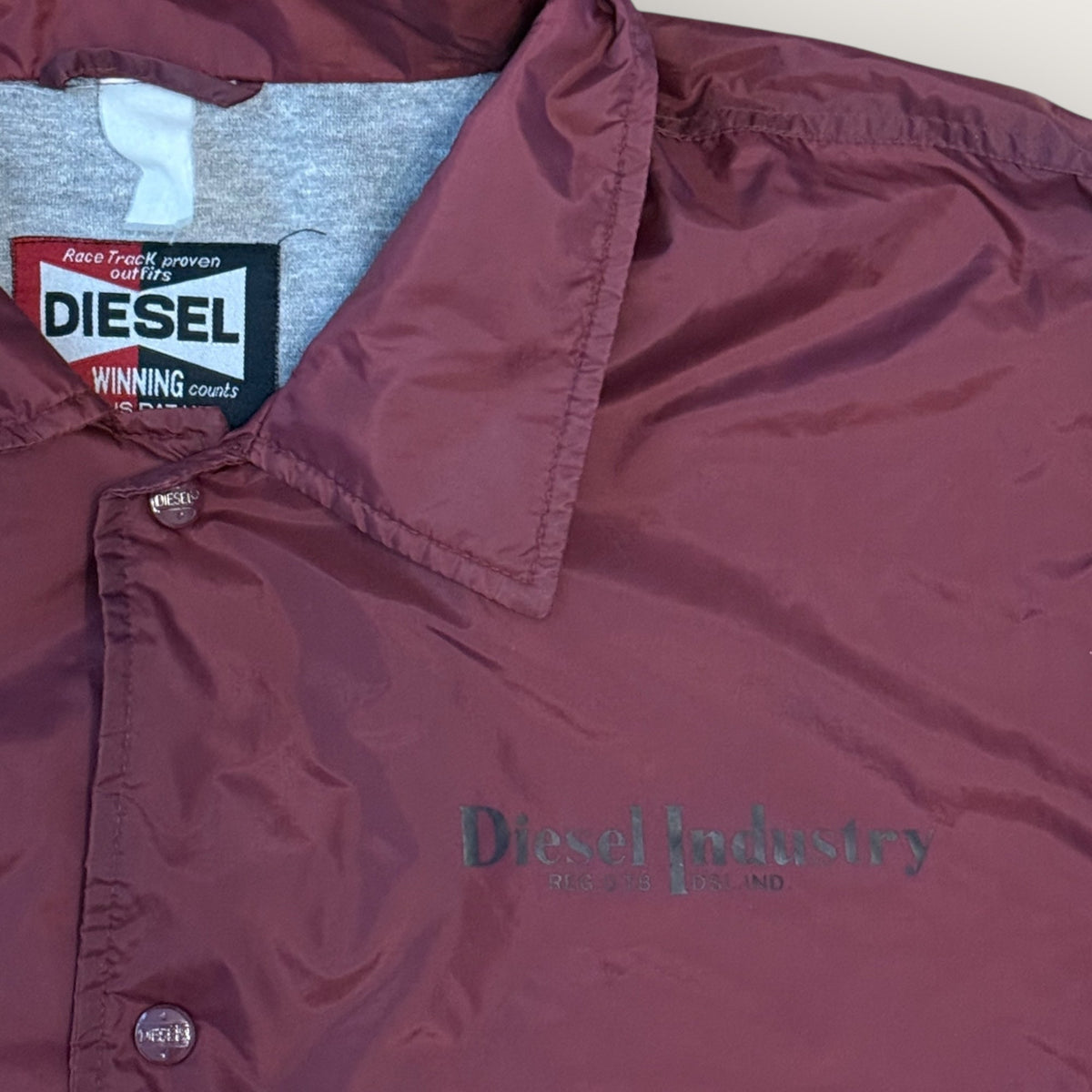 Vintage Diesel Jacke (L) – Burgundy Coach Style