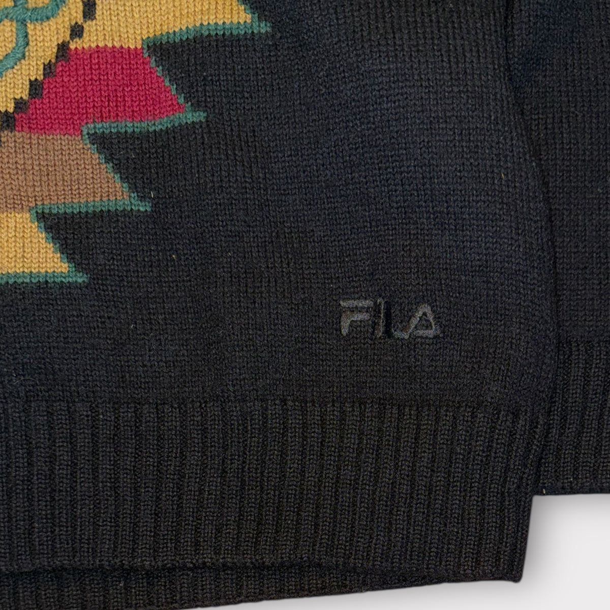 Vintage FILA Strickpullover L – Geometric Knit
