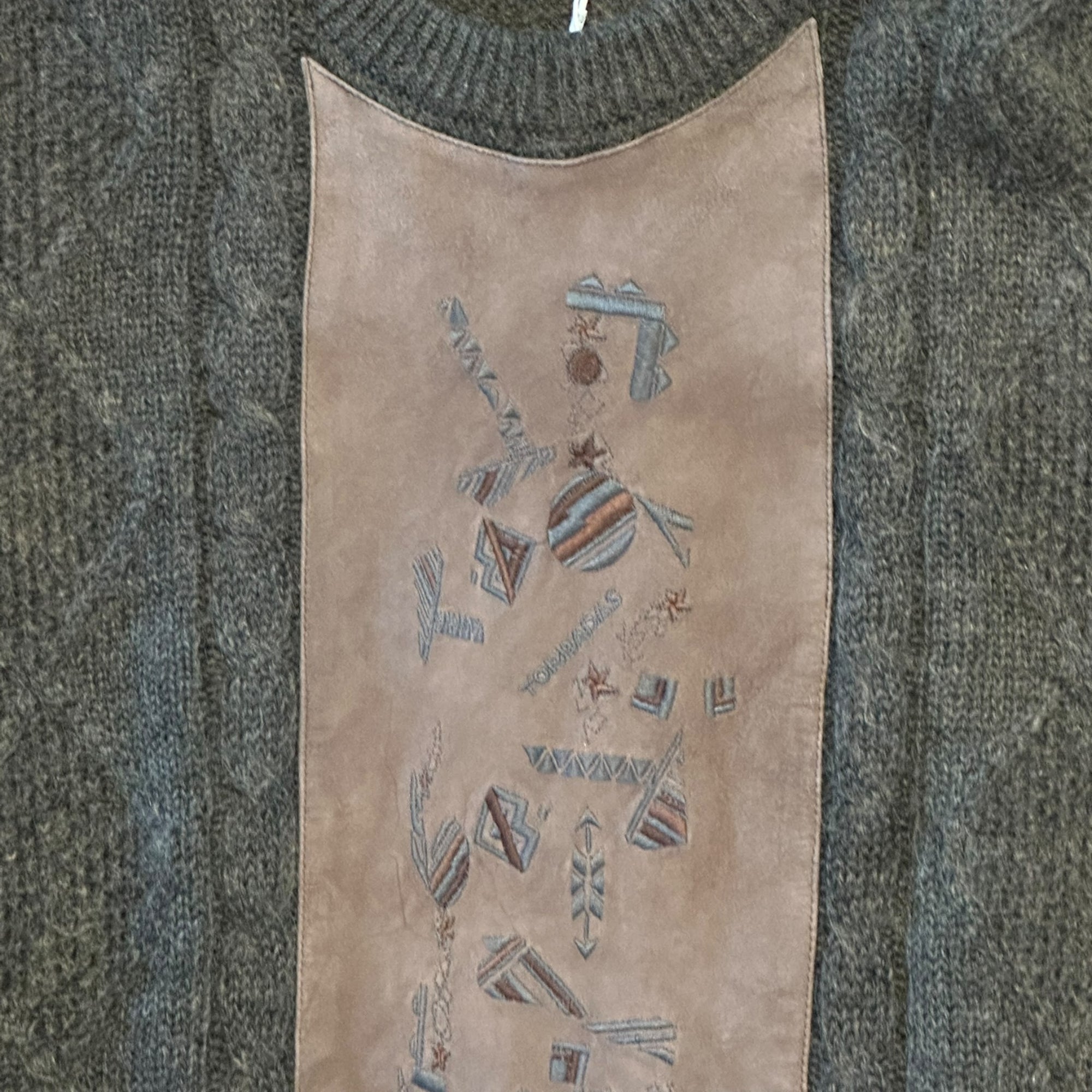Grüner Strickpullover mit Kunstleder-Panel (L)