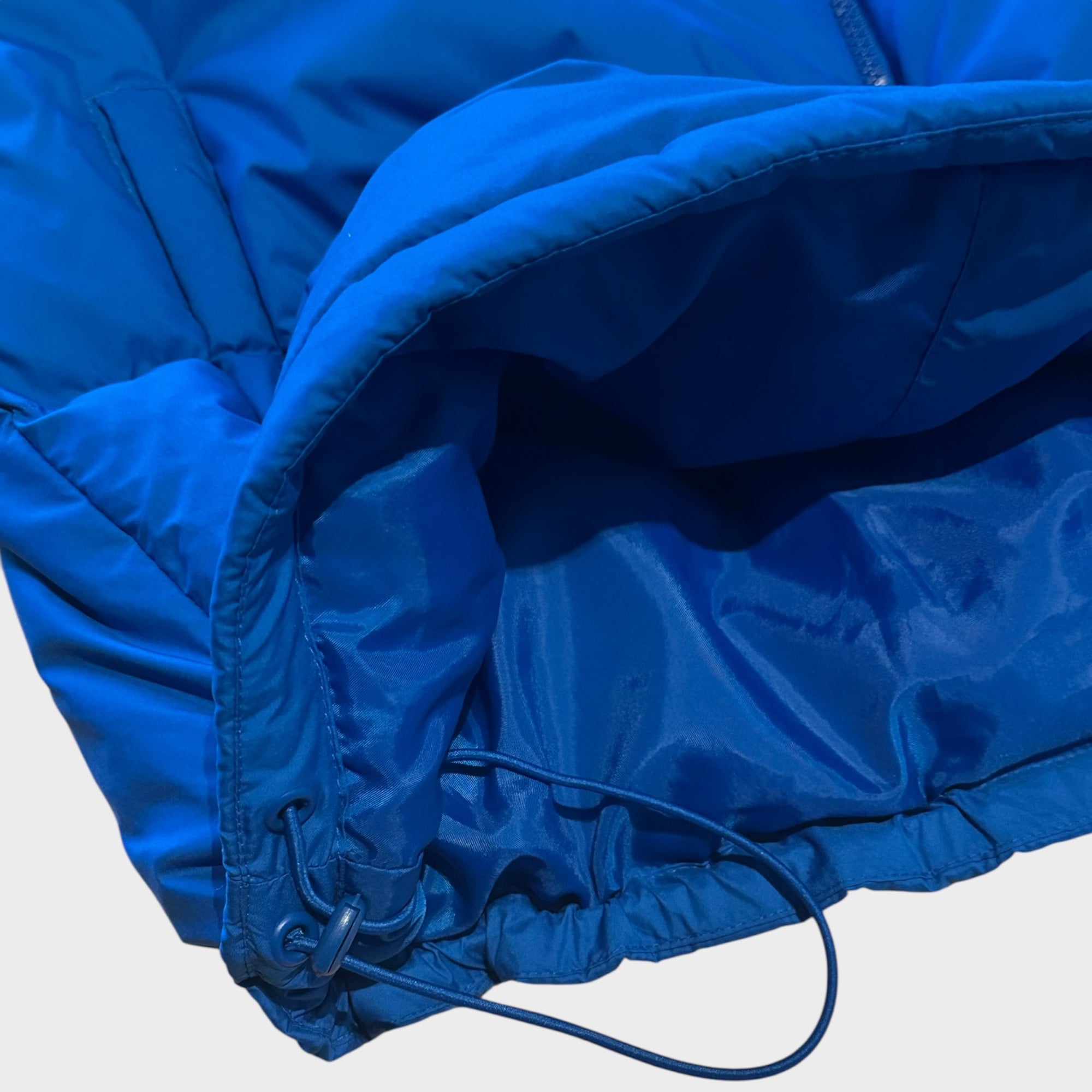 Blaue adidas Steppweste (L)
