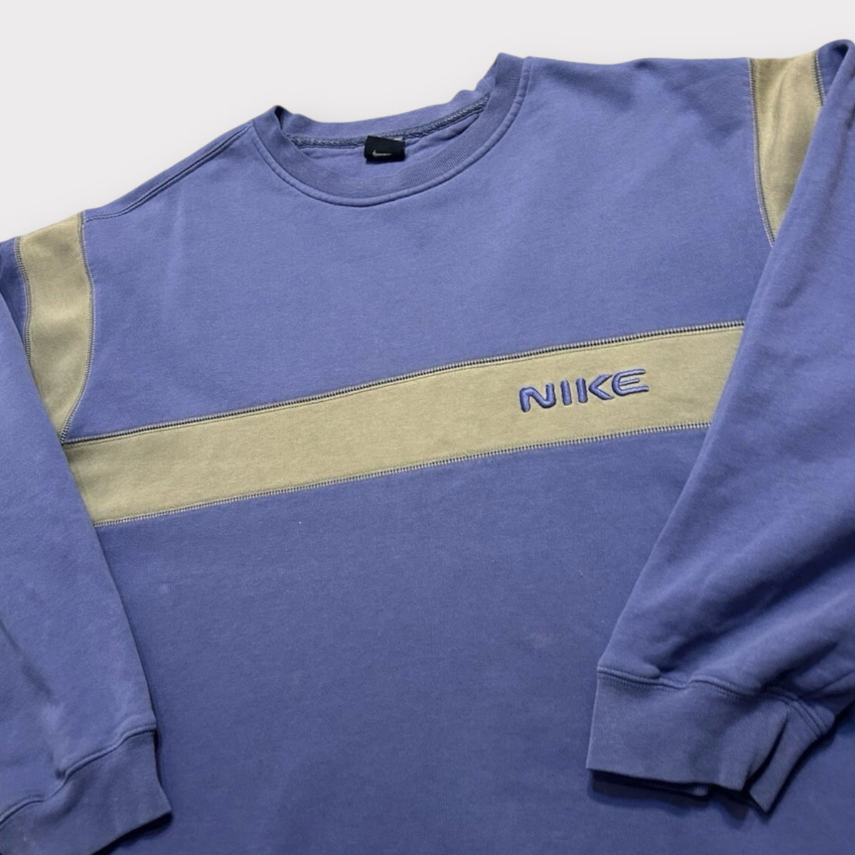 NIKE Sweatshirt – Lila (M)