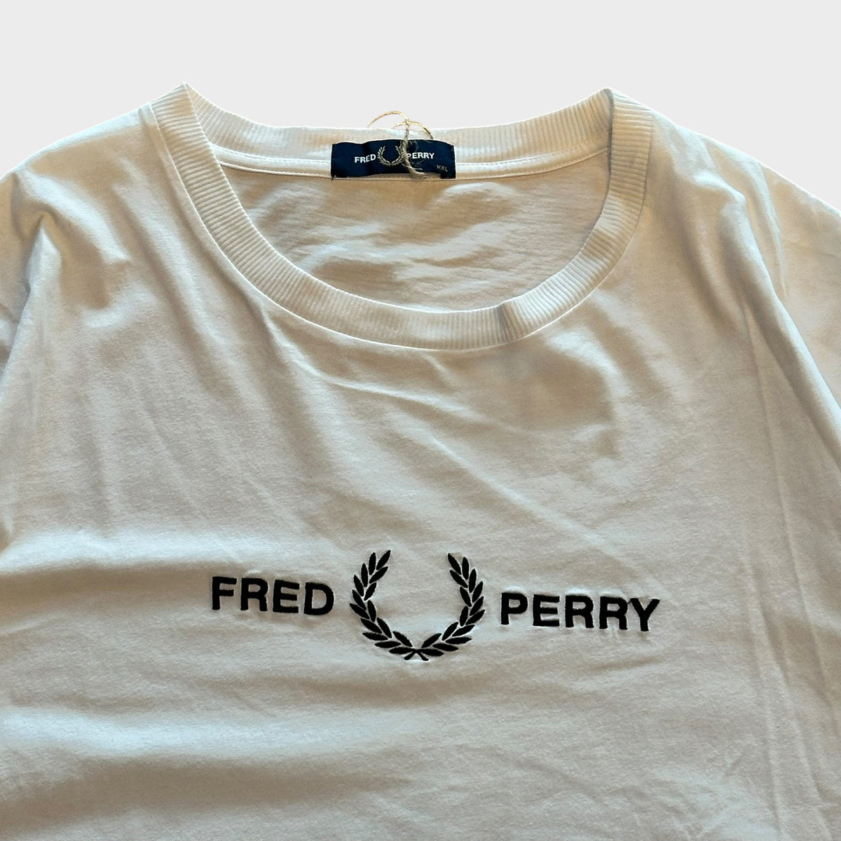 Fred Perry weisses Logo-T-Shirt (XL)