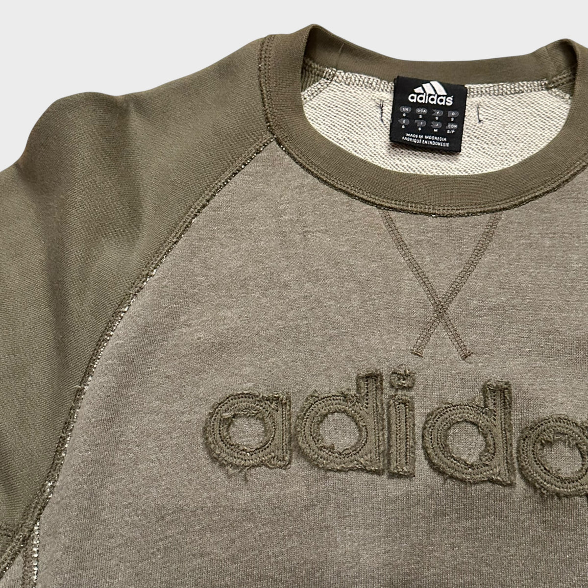Adidas Sweatshirt in Olivgrün (S)