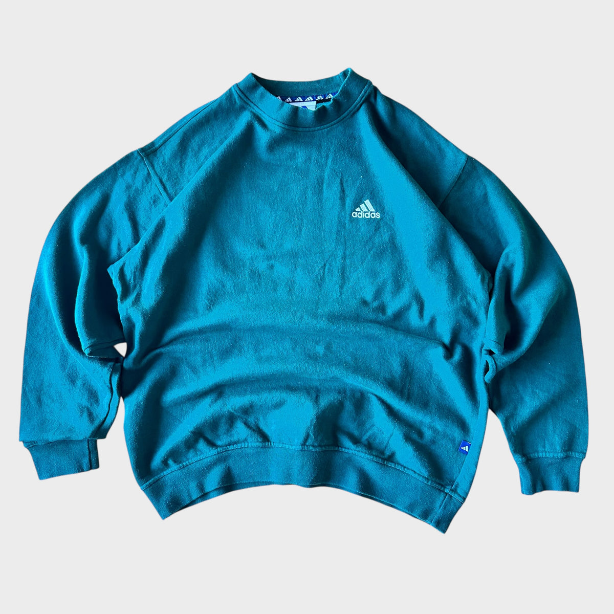 VINTAGE 90S ADIDAS CLASSIC CREWNECK (M)