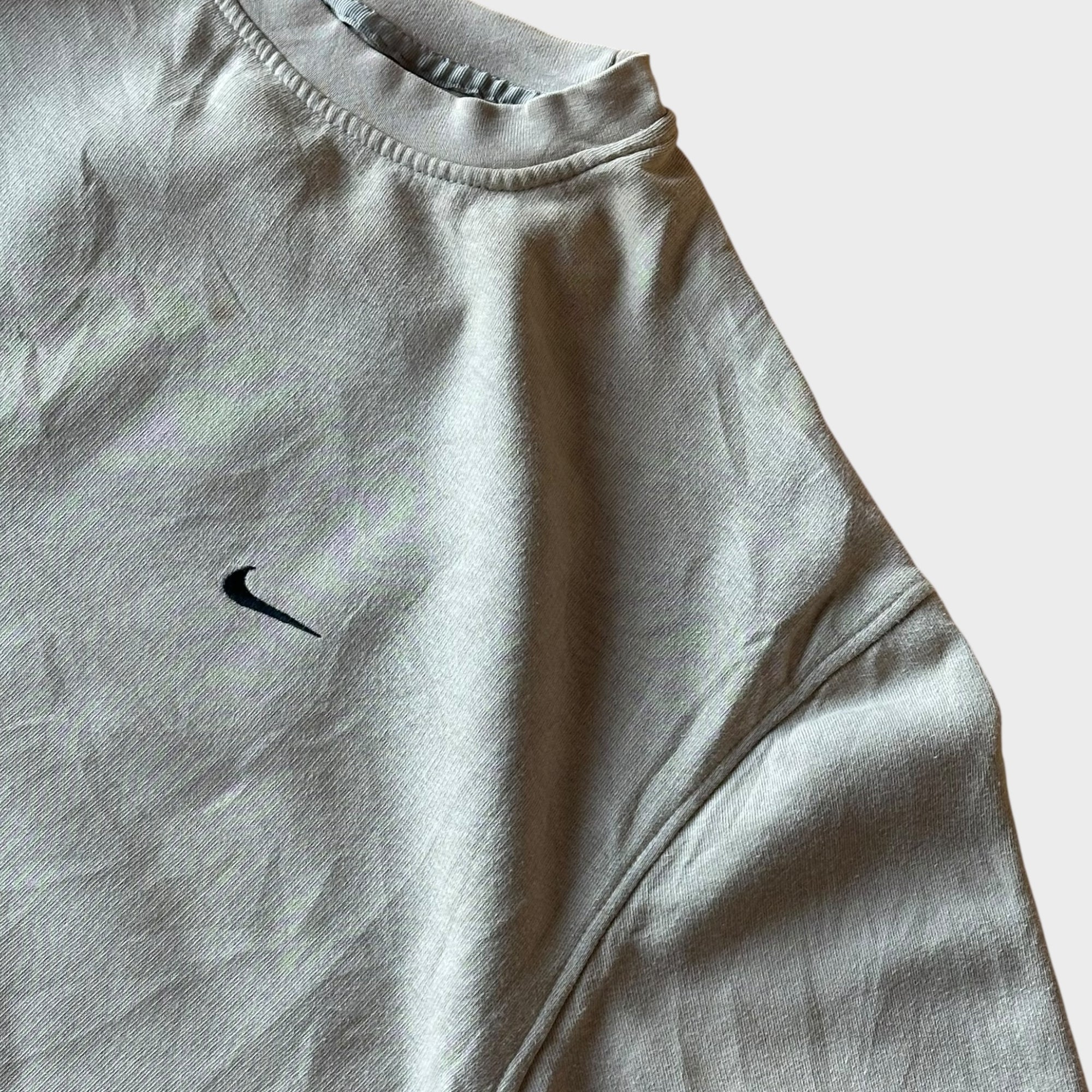 Creme Nike Sweatshirt Pullover (L)