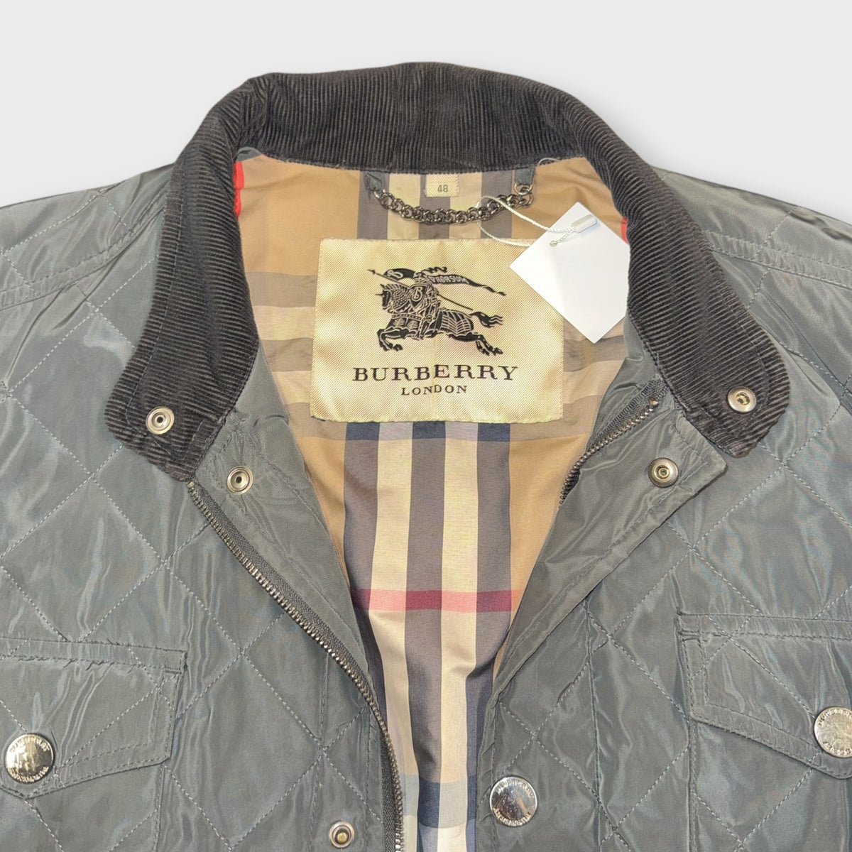Burberry London Steppjacke Grau L XL Label und Kragen