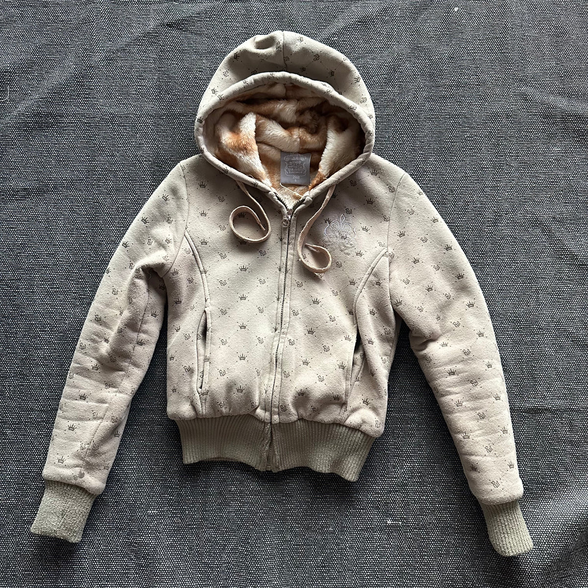 Gefütterter Zip-Hoodie mit Monogramm – Ansicht 1