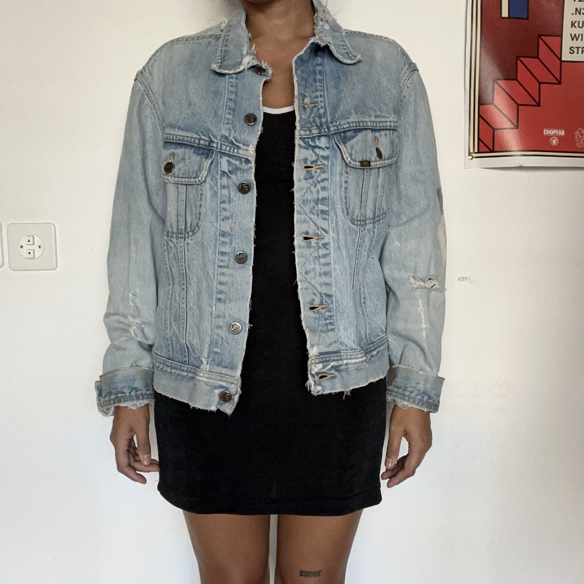 Destroyed Jeansjacke mit Bleach-Details – Ansicht 2