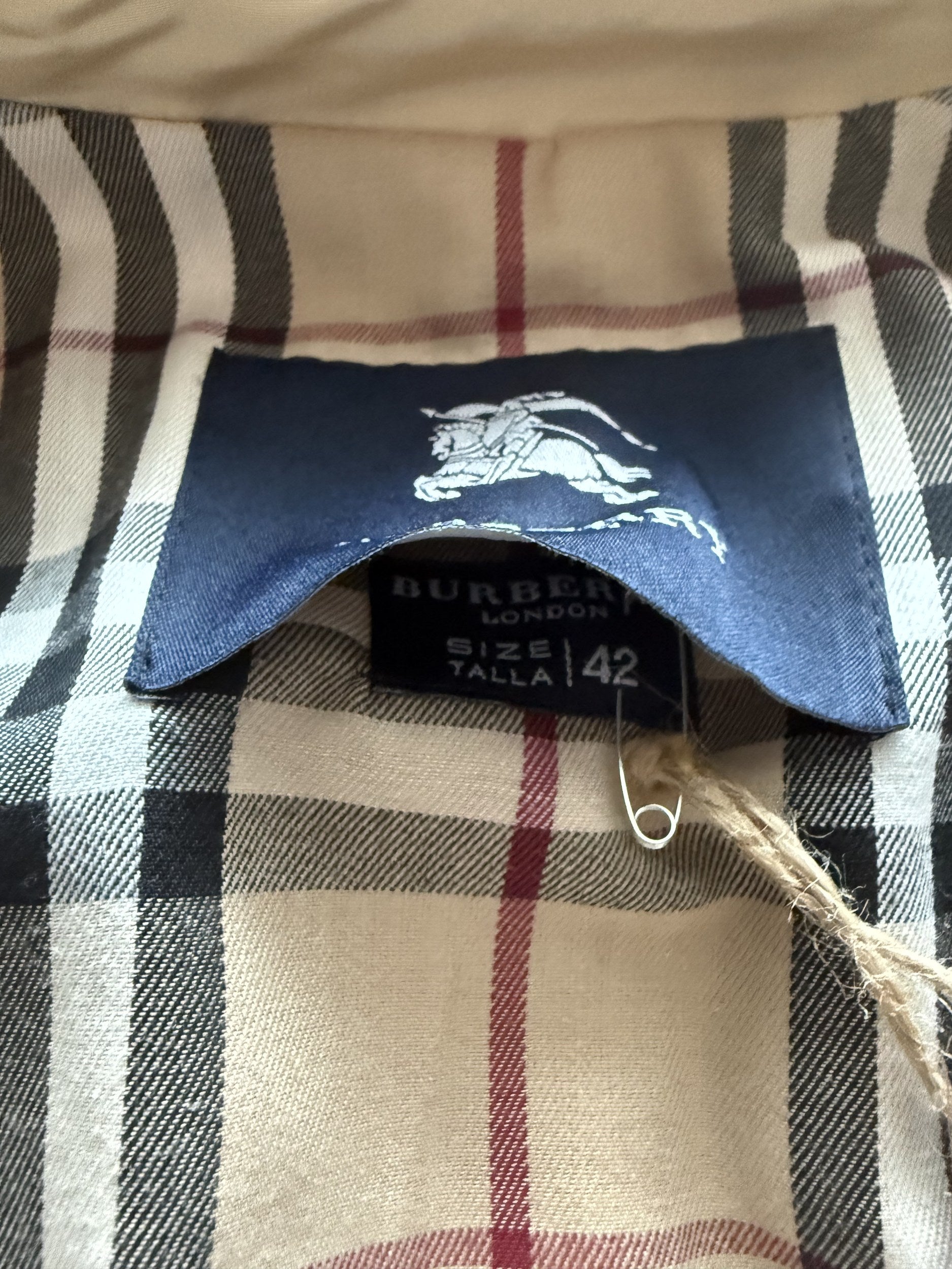 Burberry Steppjacke Beige – Ansicht 11