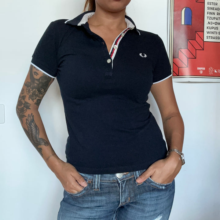 Dunkelblaues Fred Perry Poloshirt – Ansicht 1