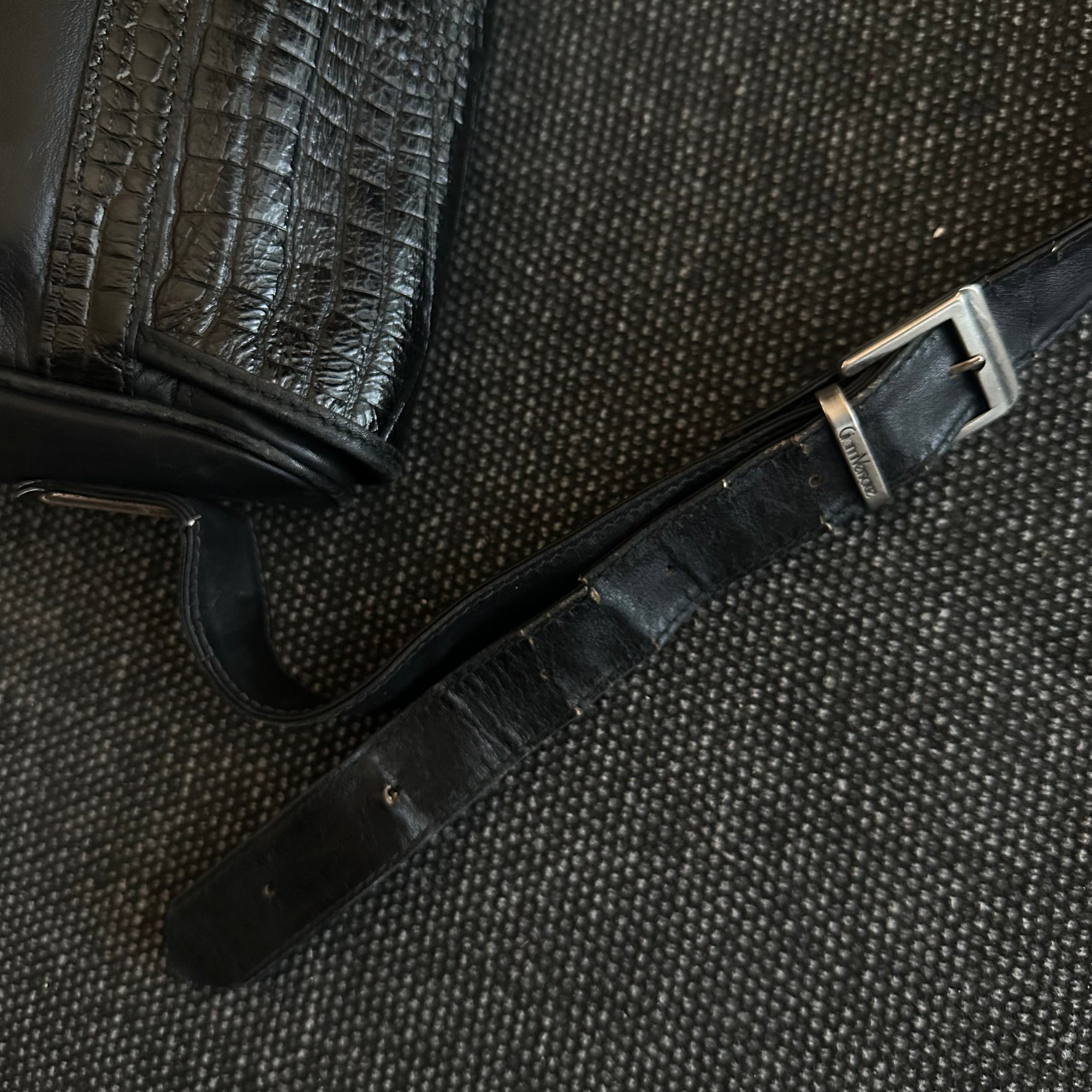 Versace Schultertasche mit Kroko-Prägung – Ansicht 3