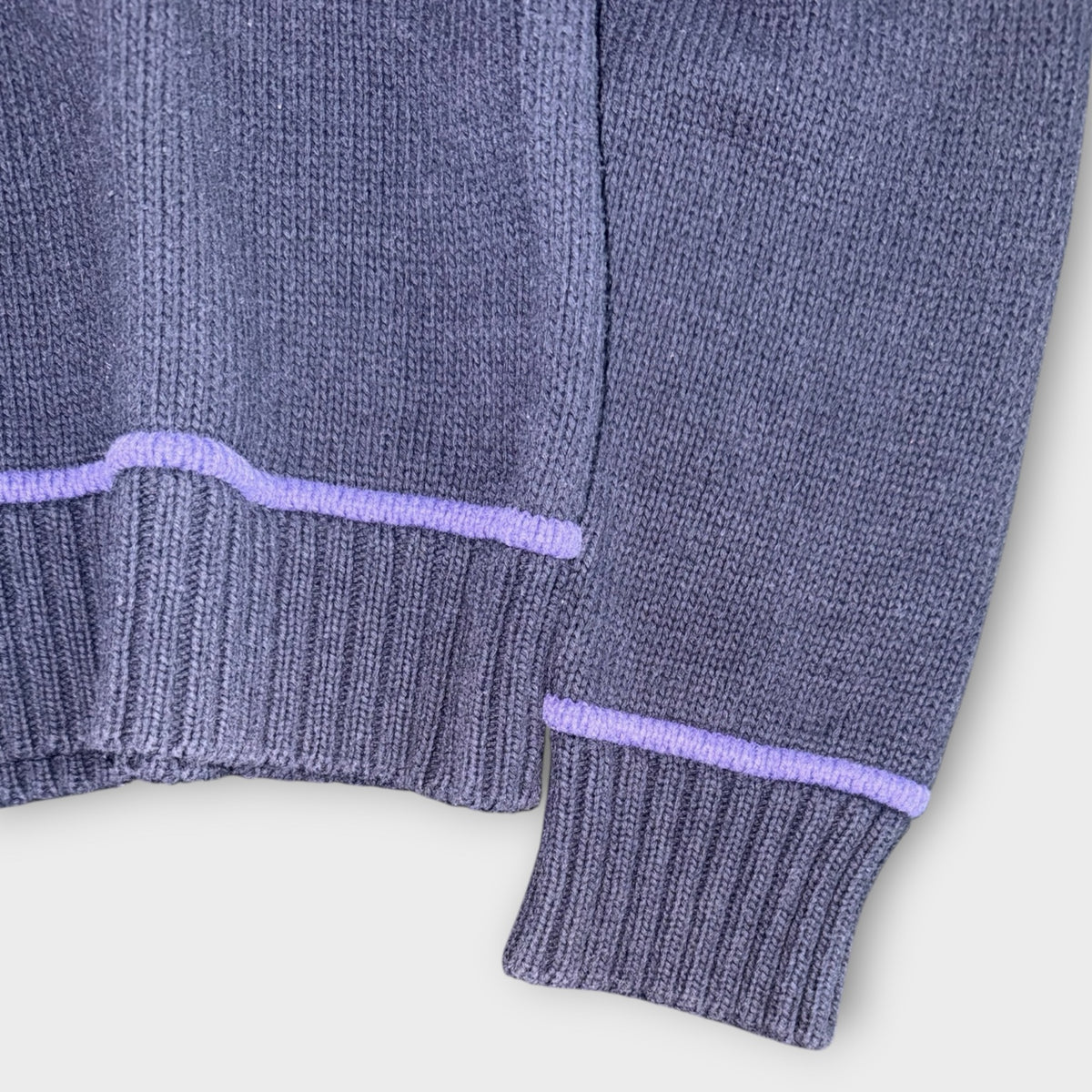 Vintage Thomas Burberry Pullover Dunkelgrau Lila M Bündchen Detail
